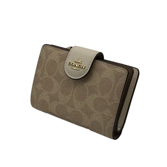 RETAIL $198 Coach Medium Corner Zip Wallet In Signature Canvas*NWT - Picture 2 of 13